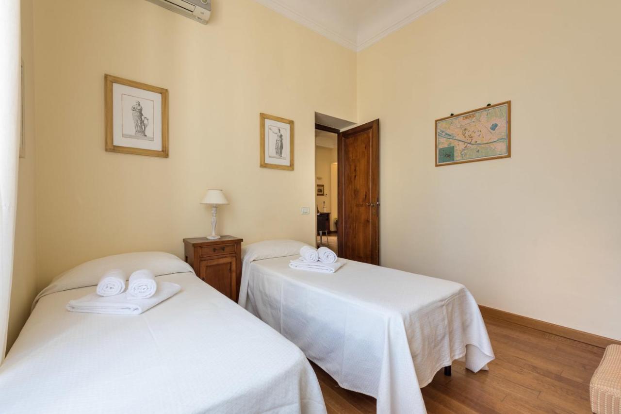 Charming 2Bed Apartment Overlooking Duomo - Hosted By Sweetstay Florence Exterior photo